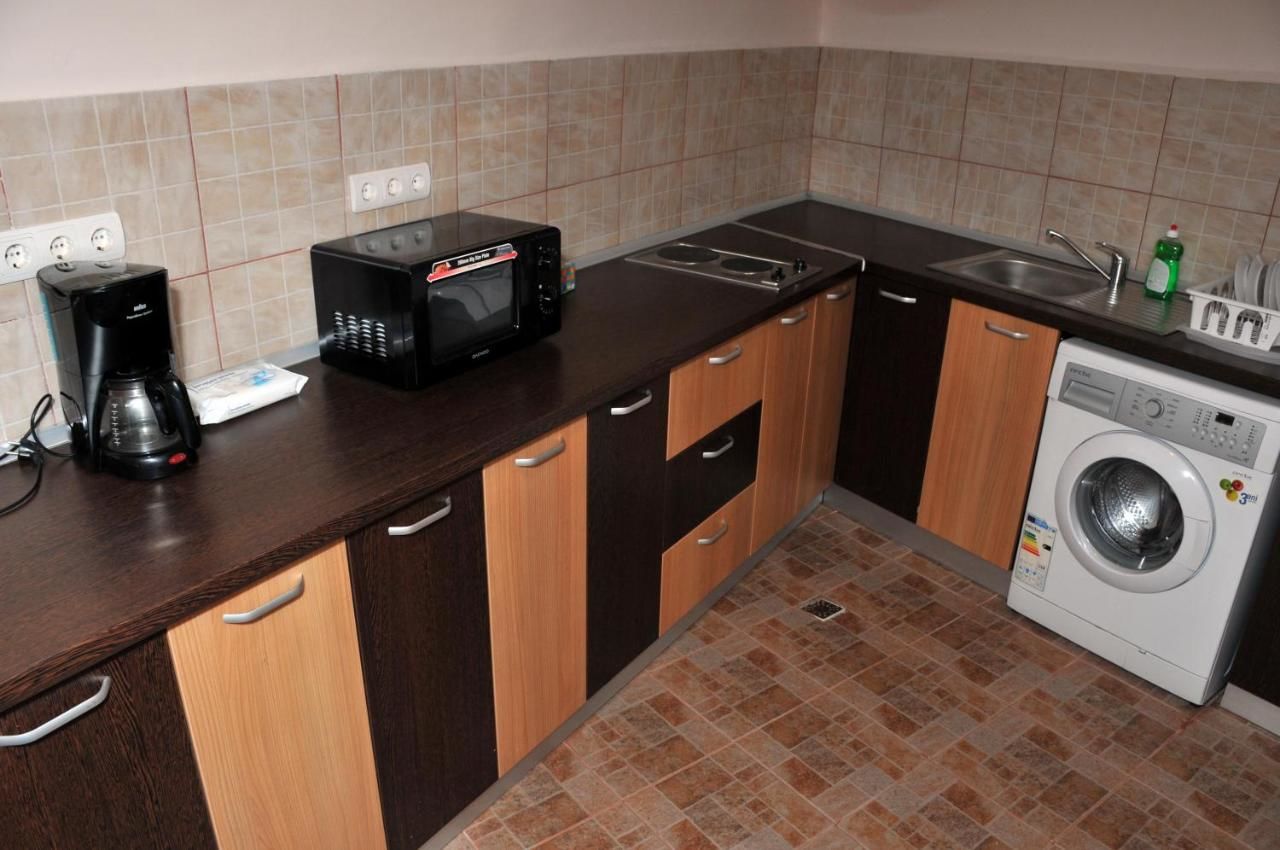 Гостевой дом Motor House Unirii Бухарест-33