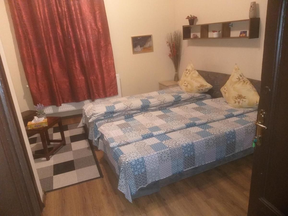 Гостевой дом Motor House Unirii Бухарест-10