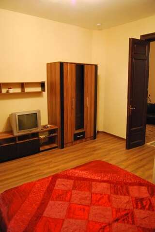 Гостевой дом Motor House Unirii Бухарест Двухместный номер с 1 кроватью и собственной ванной комнатой-18